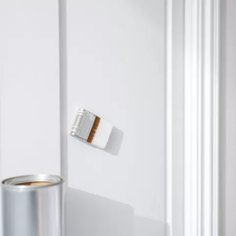 Malowanie drzwi wewnętrznych na biało jaka farba